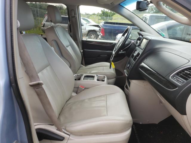 Photo 4 VIN: 2C4RC1BG9DR573229 - CHRYSLER TOWN &AMP COU 