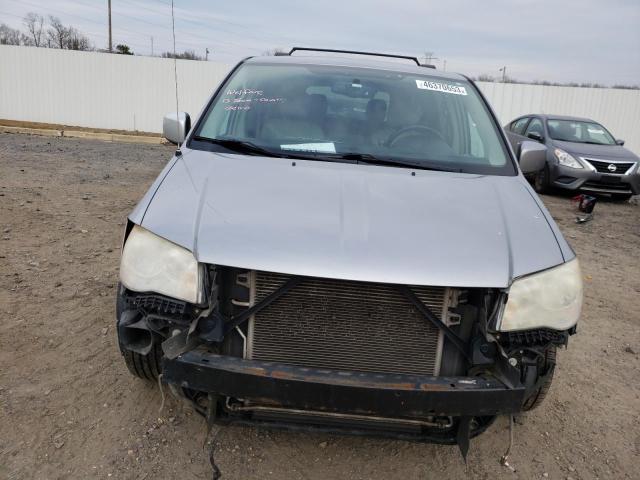 Photo 4 VIN: 2C4RC1BG9DR584361 - CHRYSLER TOWN & COU 