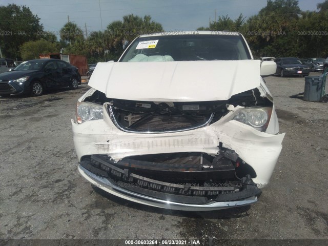 Photo 5 VIN: 2C4RC1BG9DR629881 - CHRYSLER TOWN & COUNTRY 