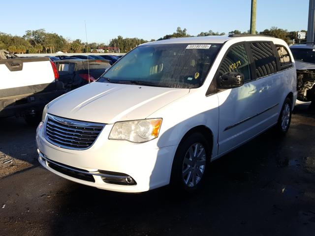 Photo 1 VIN: 2C4RC1BG9DR674206 - CHRYSLER TOWN &AMP COU 