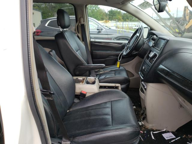 Photo 4 VIN: 2C4RC1BG9DR743220 - CHRYSLER TOWN & COU 