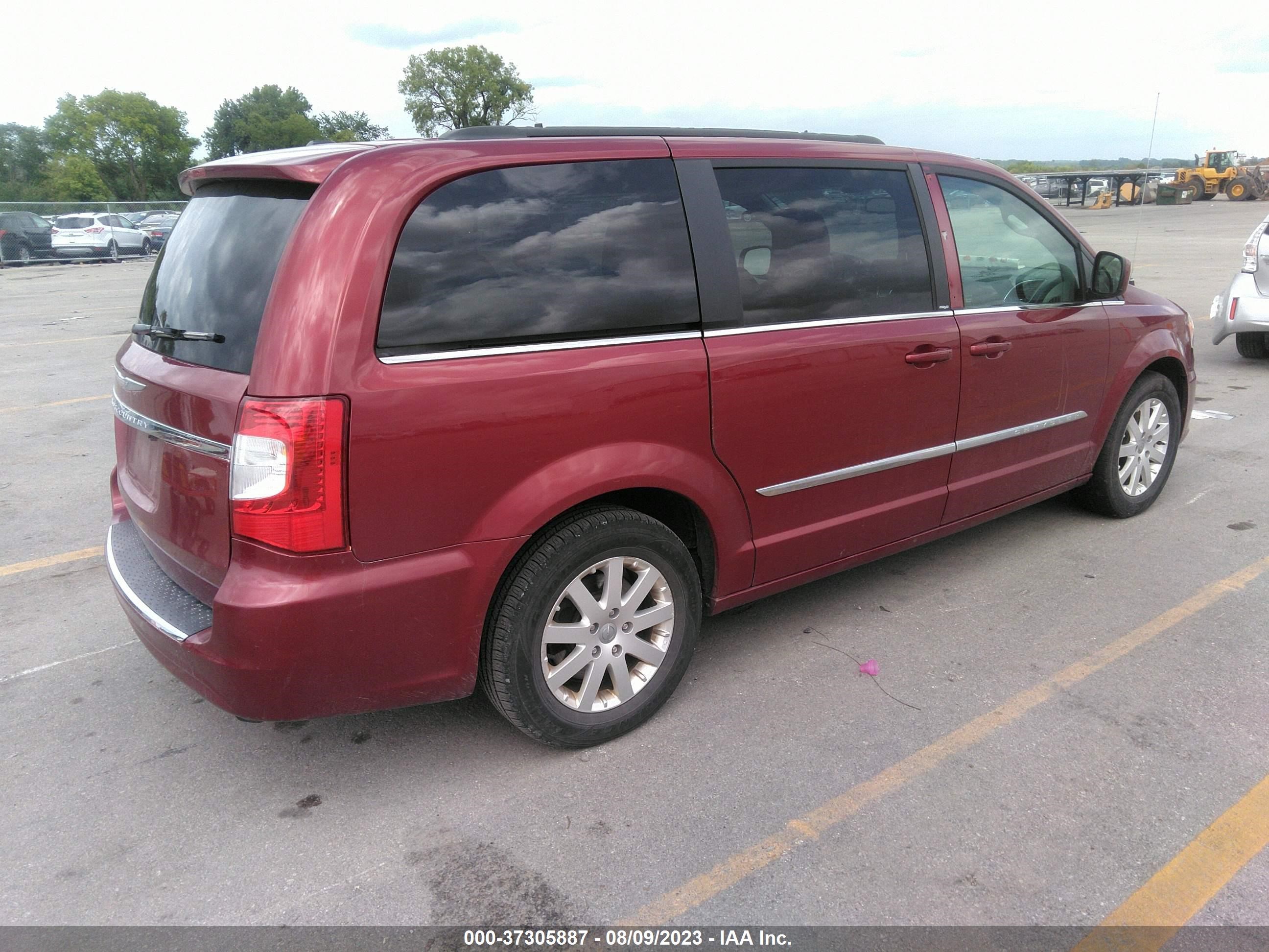 Photo 3 VIN: 2C4RC1BG9DR779358 - CHRYSLER TOWN & COUNTRY 