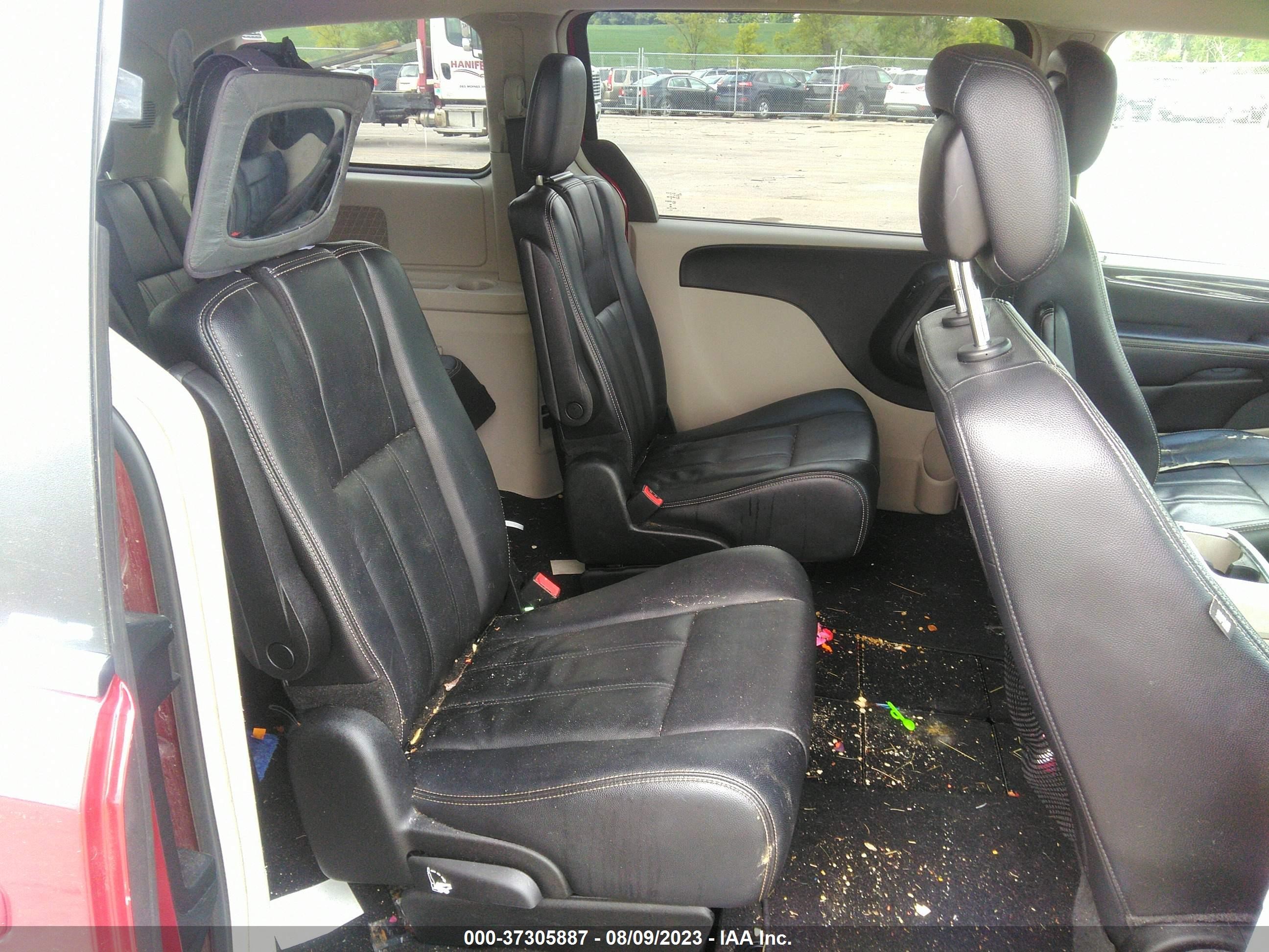 Photo 7 VIN: 2C4RC1BG9DR779358 - CHRYSLER TOWN & COUNTRY 