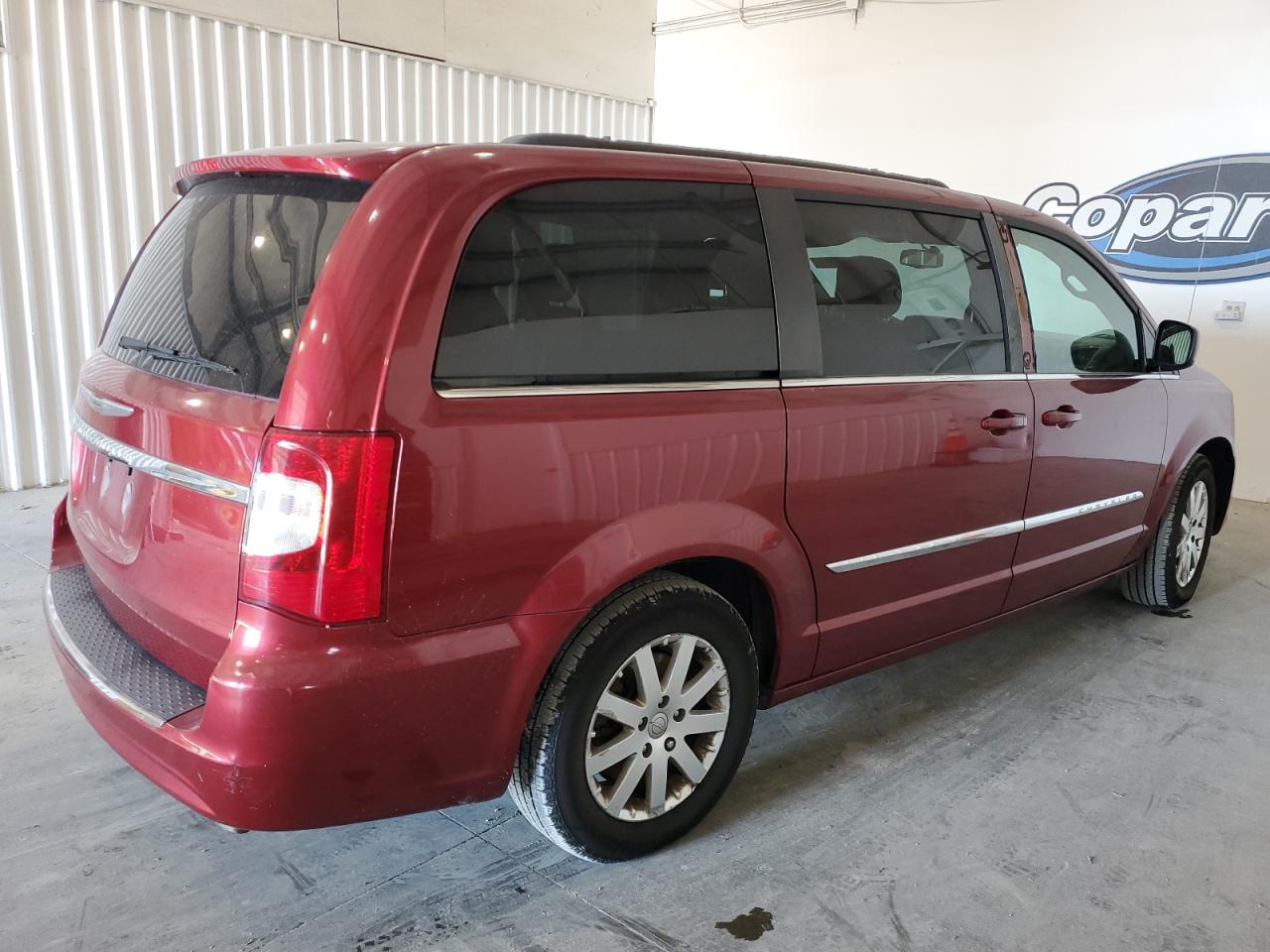 Photo 2 VIN: 2C4RC1BG9DR806395 - CHRYSLER TOWN & COUNTRY 