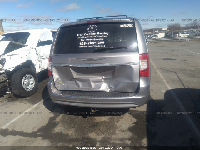 Photo 5 VIN: 2C4RC1BG9DR821186 - CHRYSLER TOWN & COUNTRY 