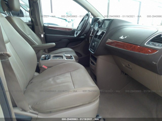 Photo 4 VIN: 2C4RC1BG9ER110931 - CHRYSLER TOWN & COUNTRY 