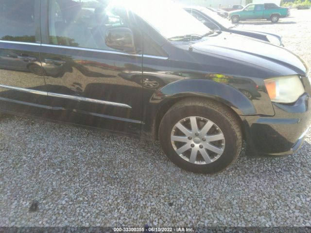 Photo 5 VIN: 2C4RC1BG9ER157411 - CHRYSLER TOWN & COUNTRY 