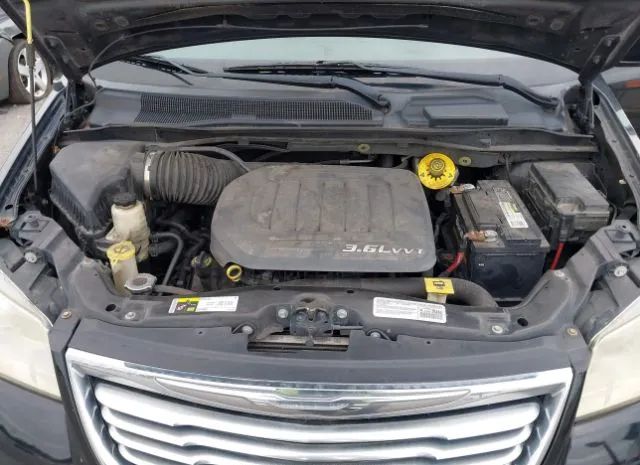 Photo 9 VIN: 2C4RC1BG9ER210950 - CHRYSLER TOWN & COUNTRY 