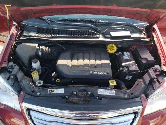 Photo 6 VIN: 2C4RC1BG9ER228641 - CHRYSLER TOWN &AMP COU 