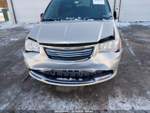 Photo 5 VIN: 2C4RC1BG9ER228901 - CHRYSLER TOWN & COUNTRY 