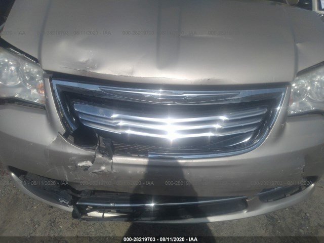 Photo 5 VIN: 2C4RC1BG9ER293201 - CHRYSLER TOWN & COUNTRY 