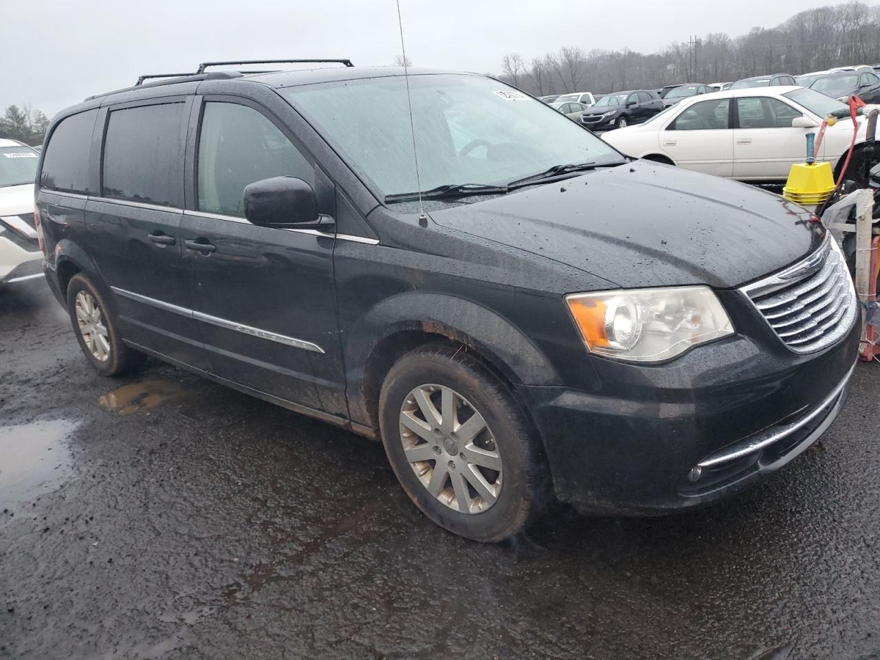 Photo 3 VIN: 2C4RC1BG9ER364347 - CHRYSLER TOWN & COUNTRY 