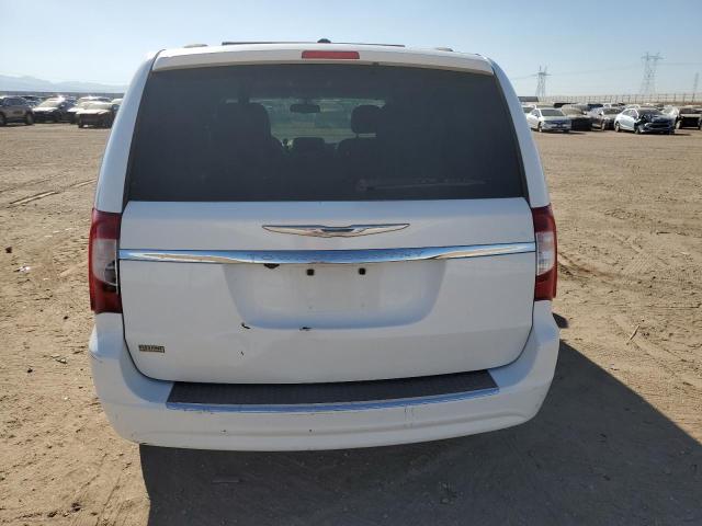 Photo 5 VIN: 2C4RC1BG9ER394268 - CHRYSLER TOWN & COU 