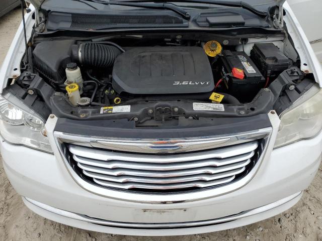 Photo 11 VIN: 2C4RC1BG9ER399440 - CHRYSLER TOWN & COU 