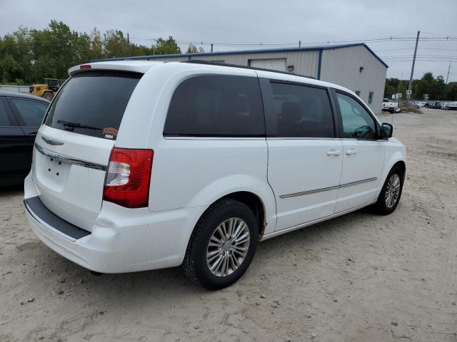 Photo 2 VIN: 2C4RC1BG9ER399440 - CHRYSLER TOWN & COU 