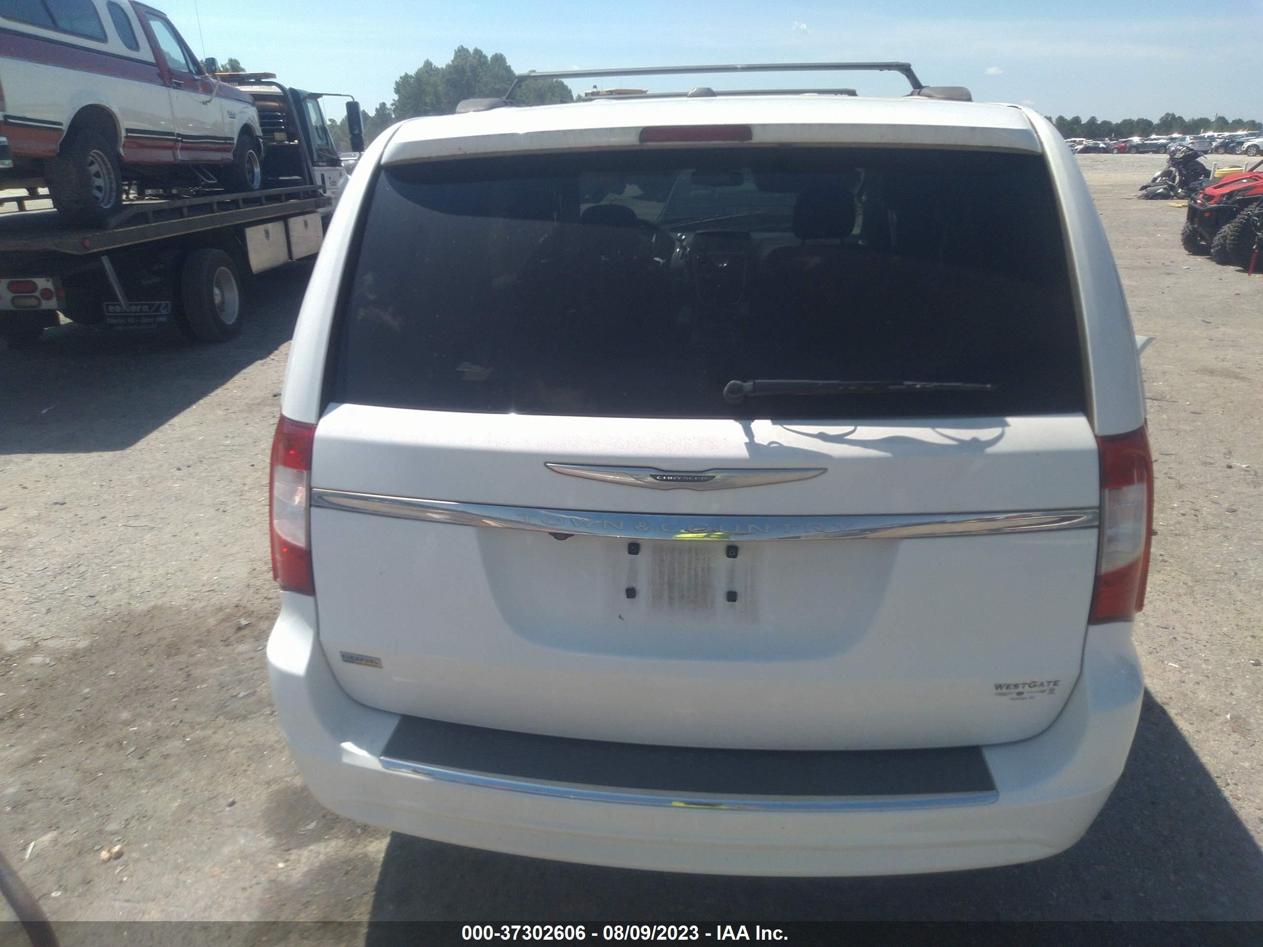 Photo 16 VIN: 2C4RC1BG9ER441640 - CHRYSLER TOWN & COUNTRY 