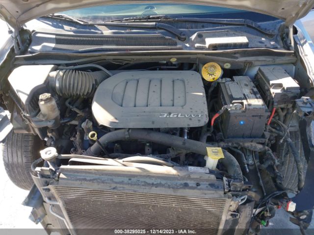 Photo 9 VIN: 2C4RC1BG9ER444800 - CHRYSLER TOWN & COUNTRY 