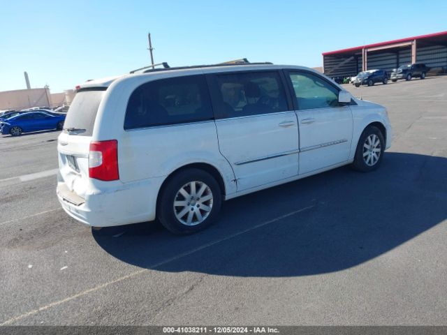 Photo 3 VIN: 2C4RC1BG9FR552920 - CHRYSLER TOWN AND COUNTRY 