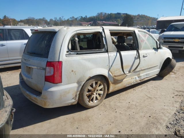 Photo 3 VIN: 2C4RC1BG9FR589370 - CHRYSLER TOWN AND COUNTRY 