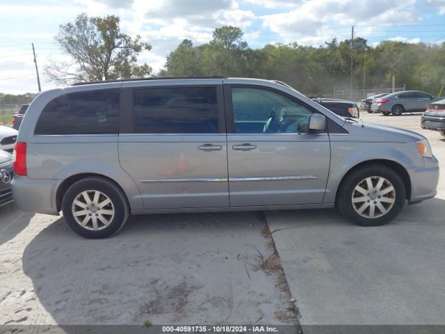 Photo 4 VIN: 2C4RC1BG9FR645002 - CHRYSLER TOWN AND COUNTRY 