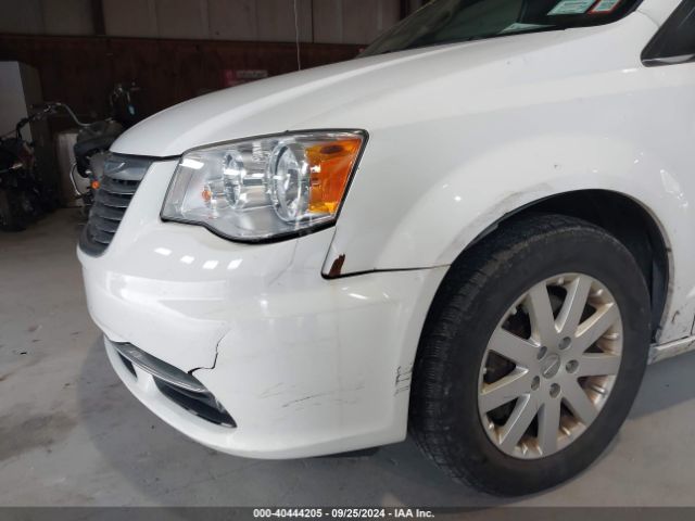 Photo 5 VIN: 2C4RC1BG9FR654380 - CHRYSLER TOWN AND COUNTRY 