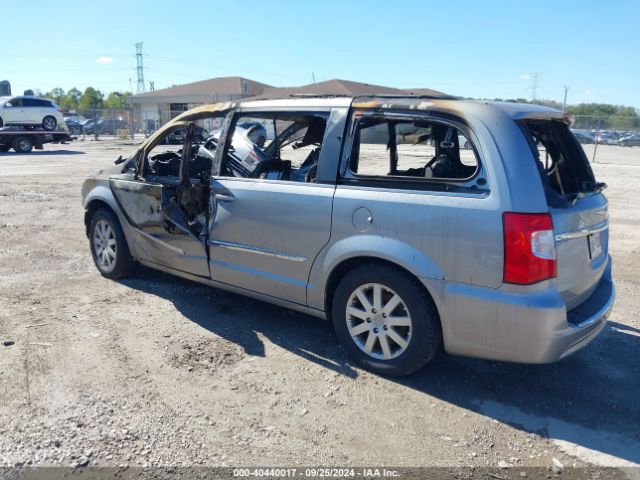 Photo 2 VIN: 2C4RC1BG9FR695172 - CHRYSLER TOWN AND COUNTRY 