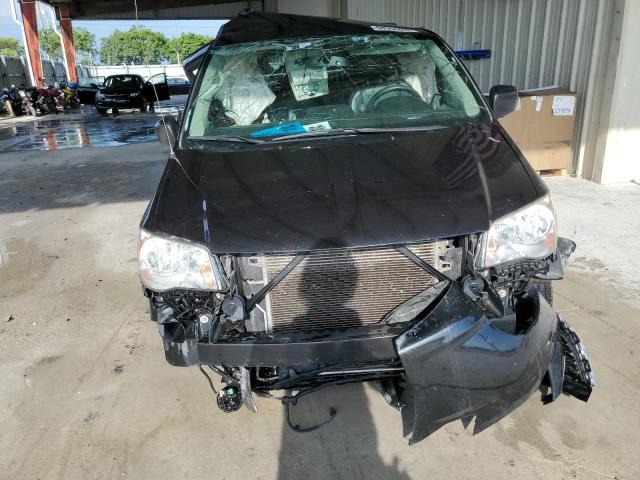 Photo 4 VIN: 2C4RC1BG9FR695270 - CHRYSLER TOWN & COU 