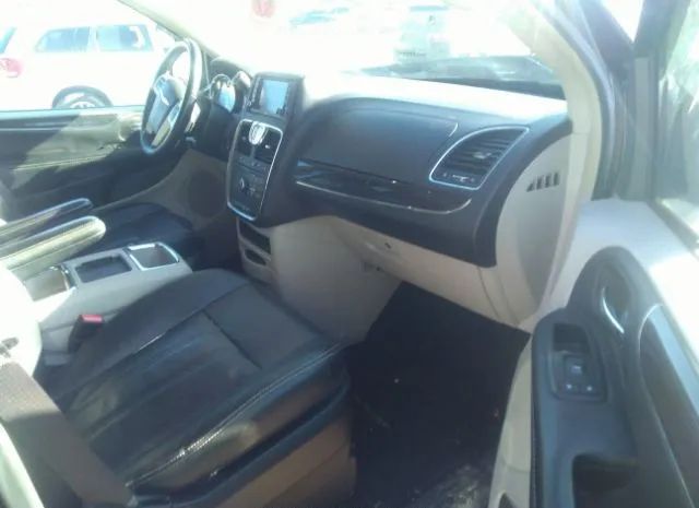 Photo 4 VIN: 2C4RC1BG9FR699982 - CHRYSLER TOWN & COUNTRY 