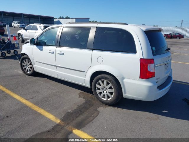 Photo 2 VIN: 2C4RC1BG9FR715033 - CHRYSLER TOWN AND COUNTRY 