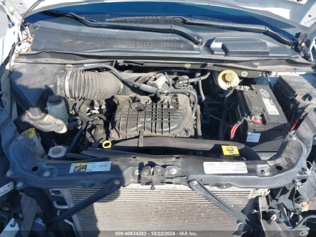 Photo 9 VIN: 2C4RC1BG9FR715033 - CHRYSLER TOWN AND COUNTRY 