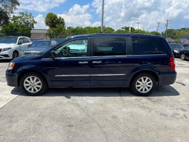 Photo 11 VIN: 2C4RC1BG9FR727019 - CHRYSLER TOWN & COU 