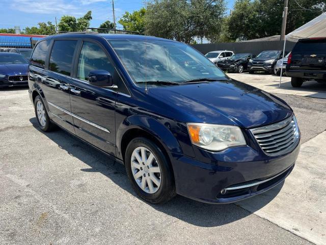 Photo 3 VIN: 2C4RC1BG9FR727019 - CHRYSLER TOWN & COU 