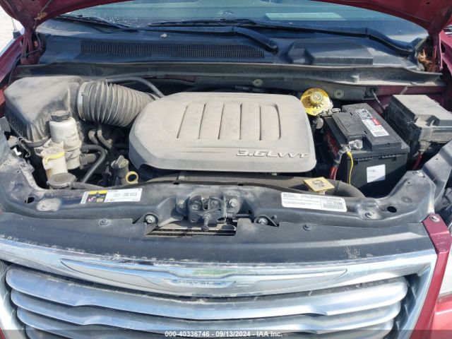 Photo 9 VIN: 2C4RC1BG9FR739493 - CHRYSLER TOWN AND COUNTRY 