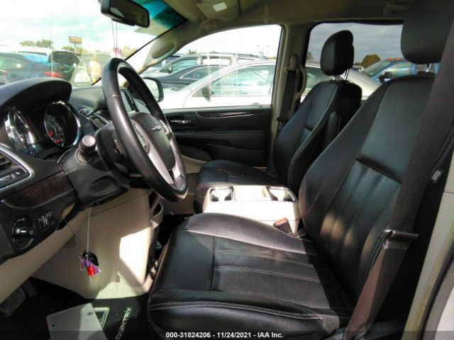 Photo 4 VIN: 2C4RC1BG9GR164975 - CHRYSLER TOWN & COUNTRY 