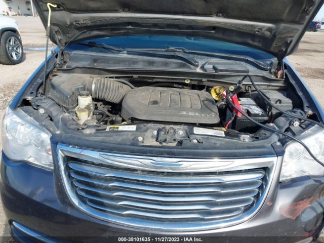 Photo 9 VIN: 2C4RC1BG9GR230845 - CHRYSLER TOWN & COUNTRY 