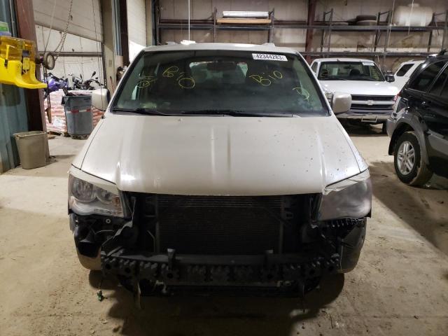 Photo 4 VIN: 2C4RC1BG9GR289104 - CHRYSLER TOWN & COU 