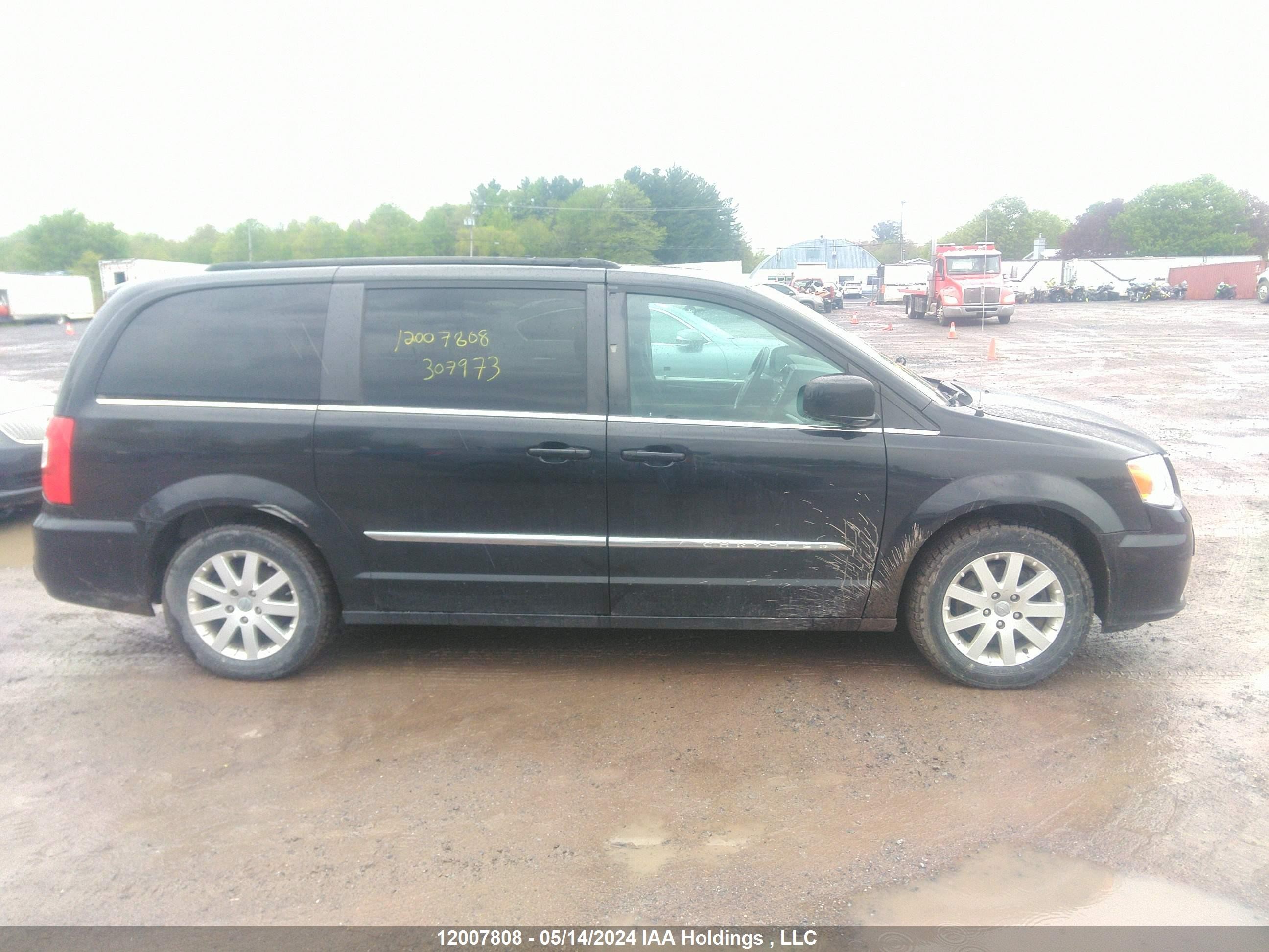 Photo 12 VIN: 2C4RC1BG9GR307973 - CHRYSLER TOWN & COUNTRY 