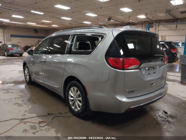 Photo 2 VIN: 2C4RC1BG9HR543721 - CHRYSLER PACIFICA 