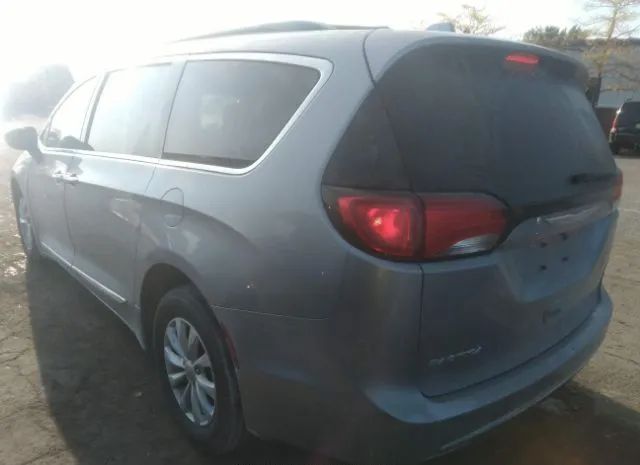 Photo 2 VIN: 2C4RC1BG9HR576282 - CHRYSLER PACIFICA 