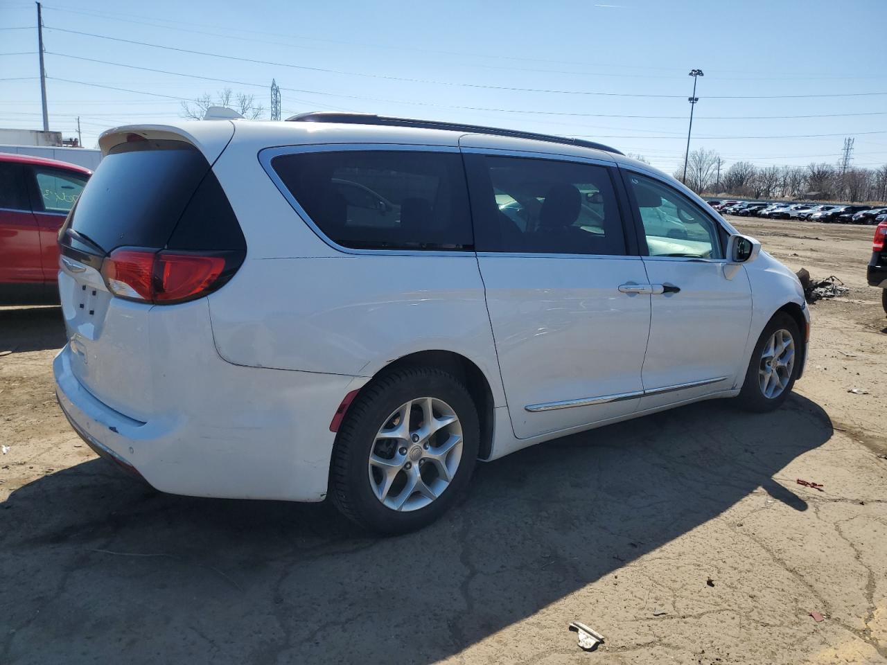 Photo 2 VIN: 2C4RC1BG9HR654964 - CHRYSLER PACIFICA 