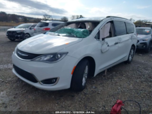 Photo 1 VIN: 2C4RC1BG9HR713284 - CHRYSLER PACIFICA 