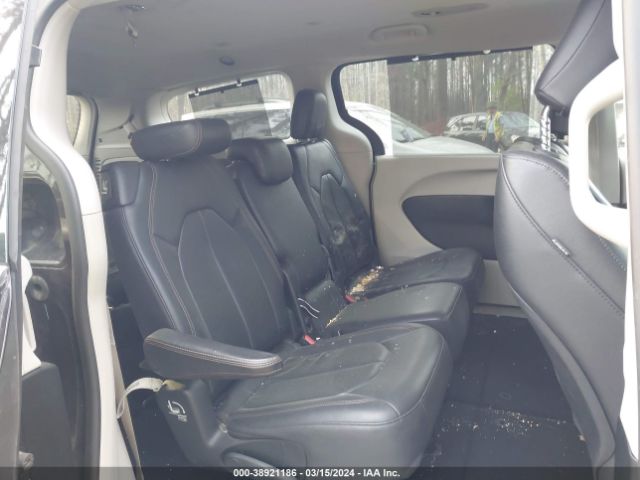 Photo 7 VIN: 2C4RC1BG9JR115346 - CHRYSLER PACIFICA 