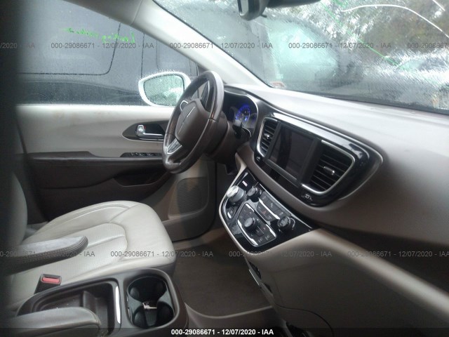 Photo 4 VIN: 2C4RC1BG9JR142479 - CHRYSLER PACIFICA 