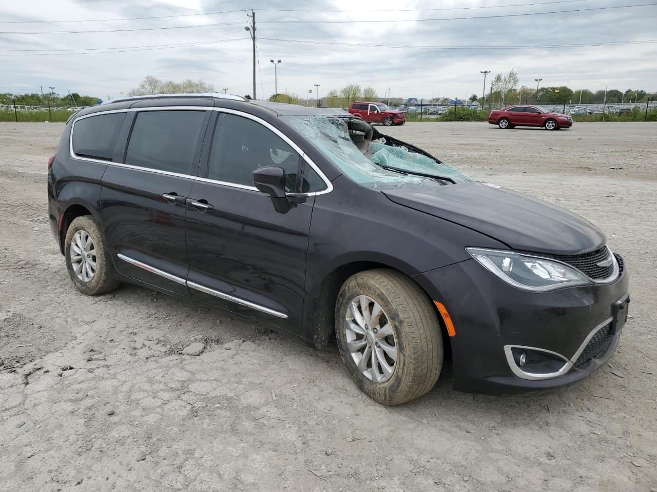 Photo 3 VIN: 2C4RC1BG9KR547954 - CHRYSLER PACIFICA 