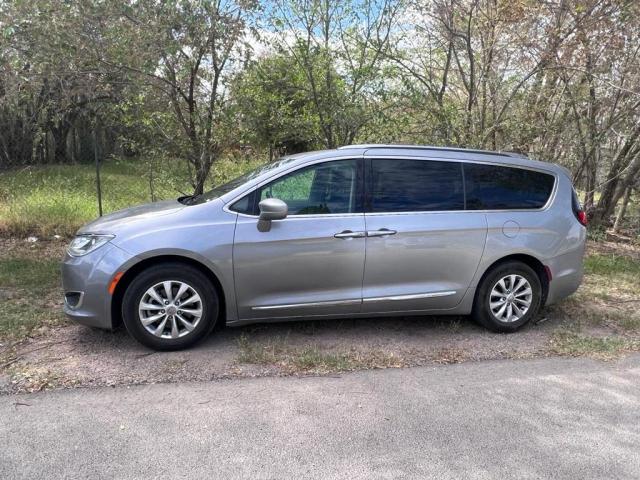 Photo 1 VIN: 2C4RC1BG9KR566844 - CHRYSLER PACIFICA 