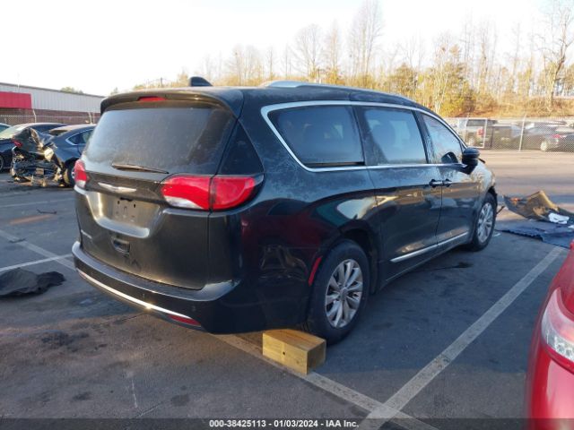 Photo 3 VIN: 2C4RC1BG9KR624757 - CHRYSLER PACIFICA 