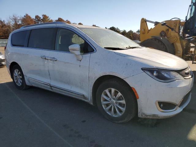 Photo 3 VIN: 2C4RC1BG9KR721182 - CHRYSLER PACIFICA 