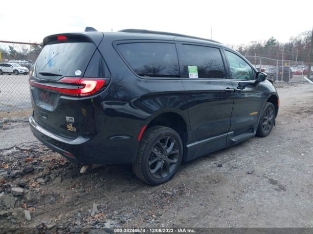 Photo 3 VIN: 2C4RC1BG9NR211757 - CHRYSLER PACIFICA 