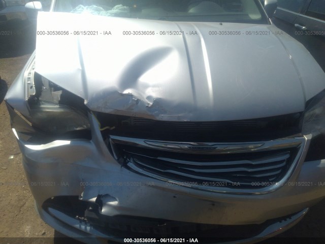 Photo 5 VIN: 2C4RC1BGXCR118985 - CHRYSLER TOWN & COUNTRY 