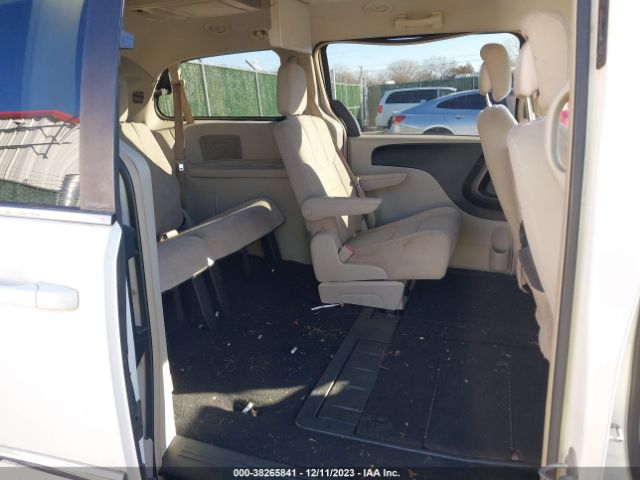 Photo 7 VIN: 2C4RC1BGXCR158046 - CHRYSLER TOWN COUNTRY 